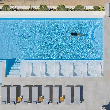 빌라 Hermes Grand Luxury Beachfront & Spa, By Thinkvilla 스켈레타