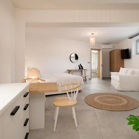 빌라 Hermes Grand Luxury Beachfront & Spa, By Thinkvilla *