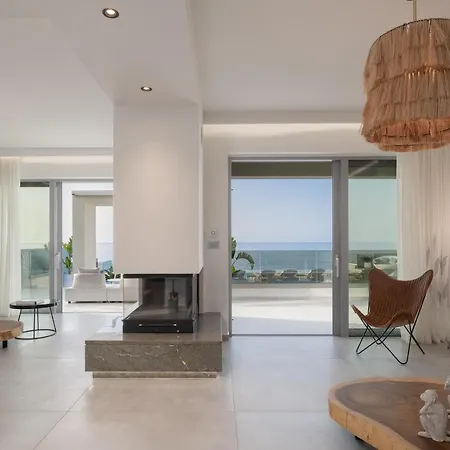 Hermes Grand Luxury Beachfront & Spa, By Thinkvilla 빌라