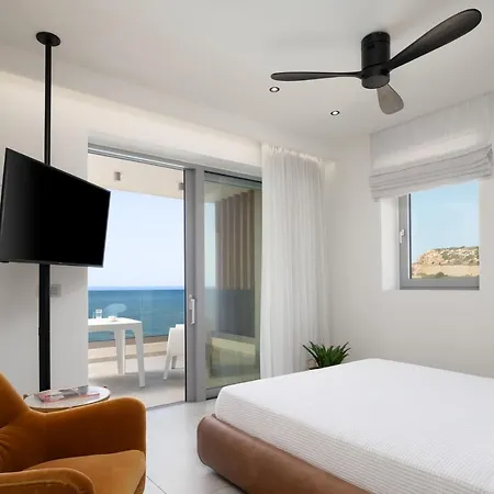 Hermes Grand Luxury Beachfront & Spa, By Thinkvilla 빌라 스켈레타