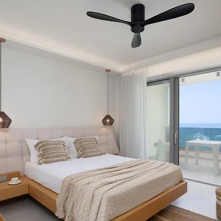 Hermes Grand Luxury Beachfront & Spa, By Thinkvilla * Skaleta
