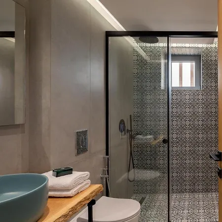 Hermes Grand Luxury Beachfront & Spa, By Thinkvilla Villa