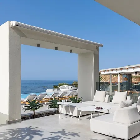 Hermes Grand Luxury Beachfront & Spa, By Thinkvilla * Σκαλέτα
