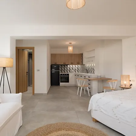 Hermes Grand Luxury Beachfront & Spa, By Thinkvilla Σκαλέτα