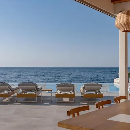 Hermes Grand Luxury Beachfront & Spa, By Thinkvilla Βίλα *