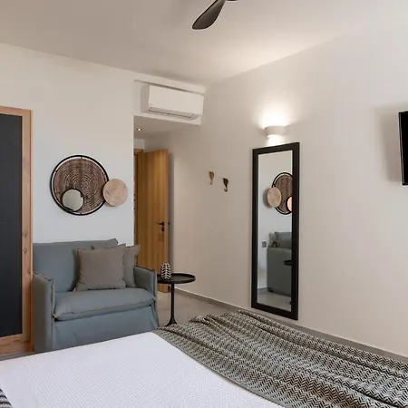 Hermes Grand Luxury Beachfront & Spa, By Thinkvilla * Σκαλέτα