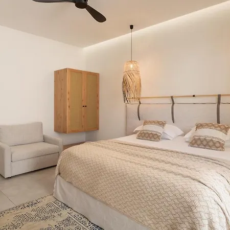 Βίλα Hermes Grand Luxury Beachfront & Spa, By Thinkvilla Σκαλέτα