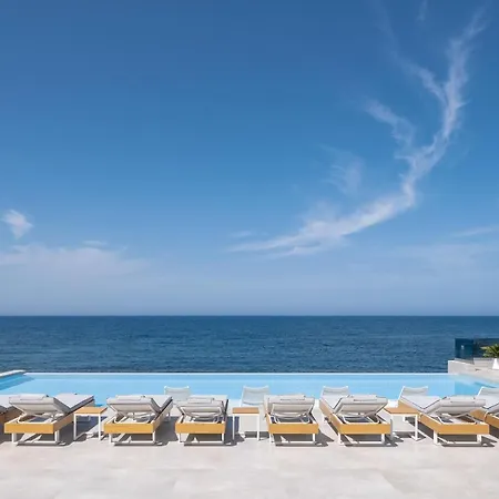 Hermes Grand Luxury Beachfront & Spa, By Thinkvilla Βίλα
